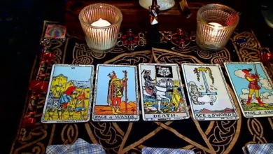 Mikki Bagu Tarot Cards