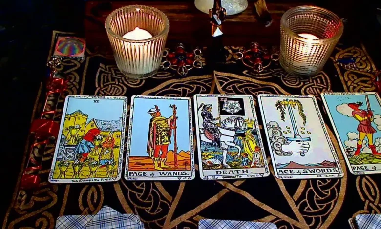 Mikki Bagu Tarot Cards